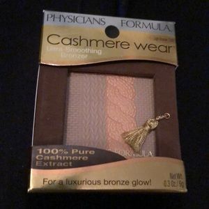 Physicians Formula cashmere wear bronzer